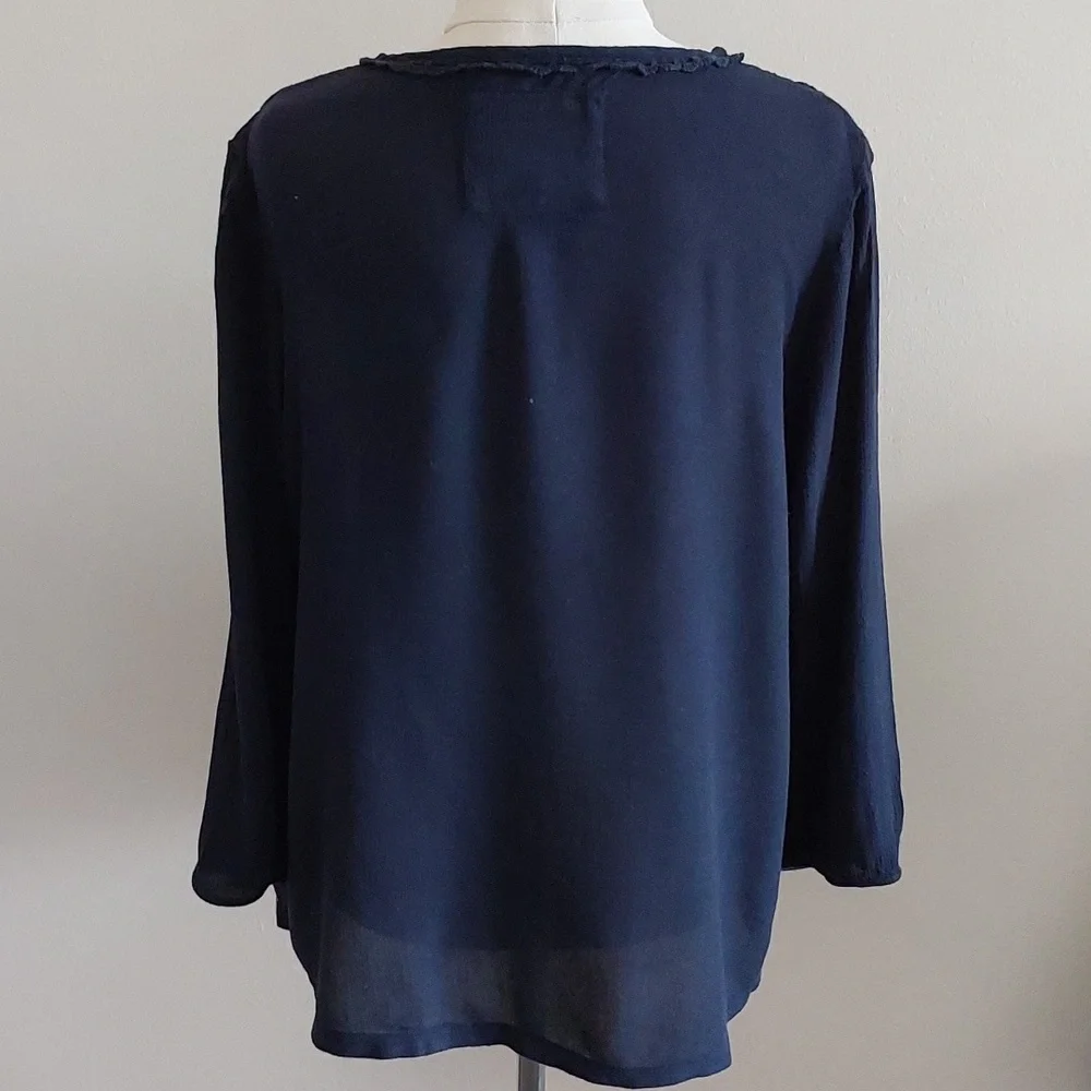 LAST CHANCE:  Superdry navy eyelet lace blouse. - Picture 6 of 9